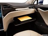  Glove box open photo
